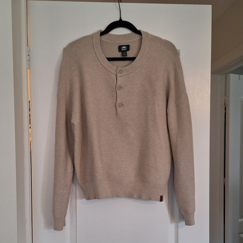 Roots Tan Crewneck Sweater Soft Knit Long Sleeve